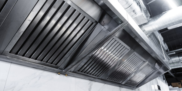 Limpiezas de Conductos de Extracción y Ventilación Chóvar · Cocina de Braserías