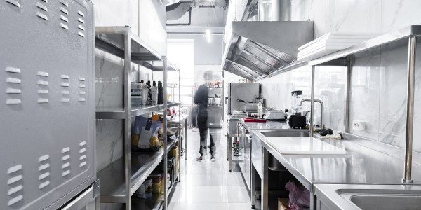 Limpiezas de Conductos de Extracción y Ventilación Cortes de Arenoso · Cocina de Caterings