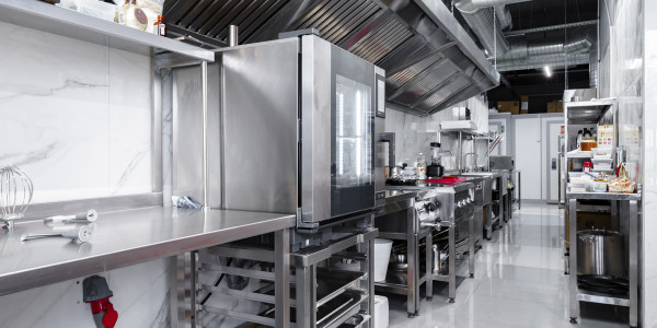 Limpiezas de Conductos de Extracción y Ventilación Costur · Cocina de Guarderías