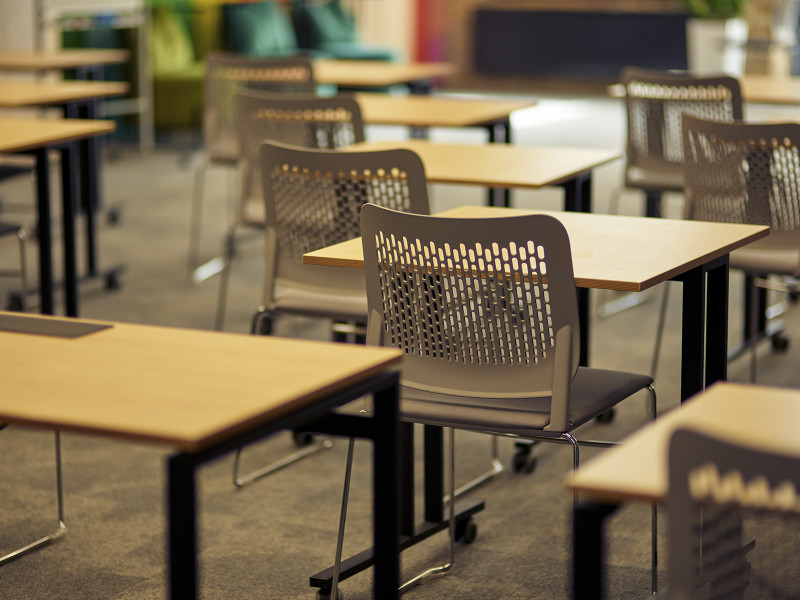 VKS Limpiezas Campanas · Escuelas y Universidades