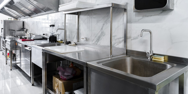Desengrase Campanas Extractoras de Cocinas Traiguera · Cocina de Pizzerías