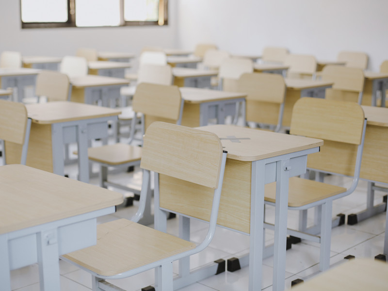 VKS Limpiezas Campanas · Escuelas y Universidades